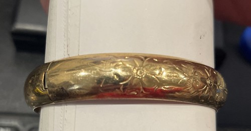 Antique Marathon 14k Gold Filled Bangle Bracelet 1/2" Etched Flowers 19.4 Grams - Picture 3 of 10