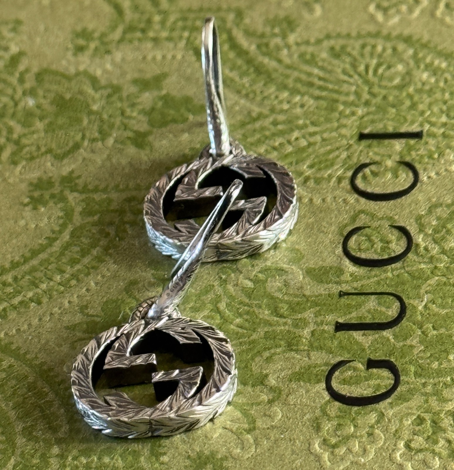 Gucci  Earrings Interlocking Arabesque  Dangling … - image 2