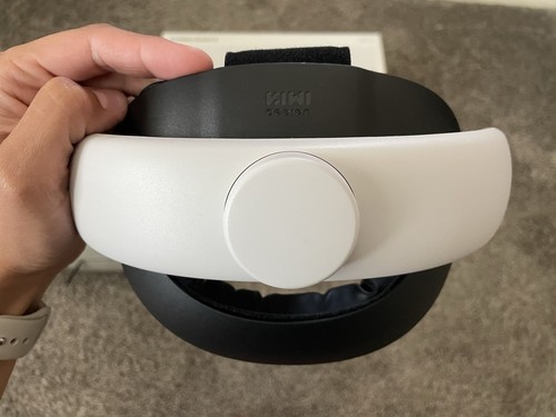 Meta Oculus Quest 2 128GB Advanced All-In-One VR Headset, Case, KIWI Elite Strap - Picture 5 of 24