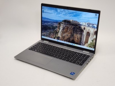 Dell Latitude 5520 15.6  FHD Core i7-1165G7 2.8GHz 16GB 256GB SSD Win 11 Pro