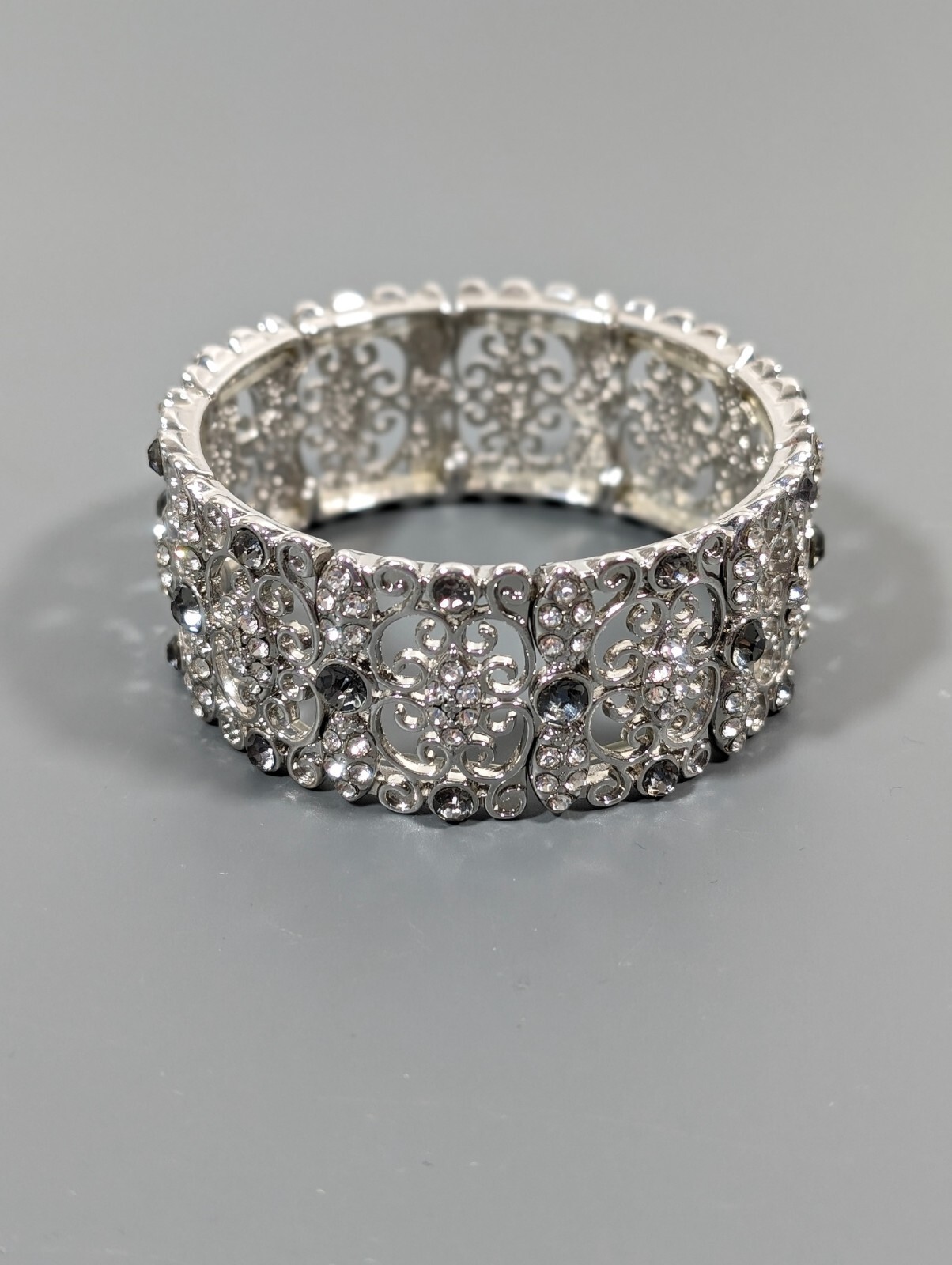 Silver Tone Open Metal Work Rectangle Panel Gray Rhinestone Stretch Bracelet 7