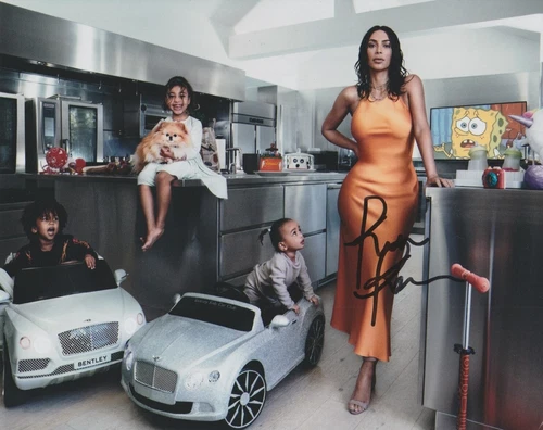 Kim Kardashian signed 8x10 photo