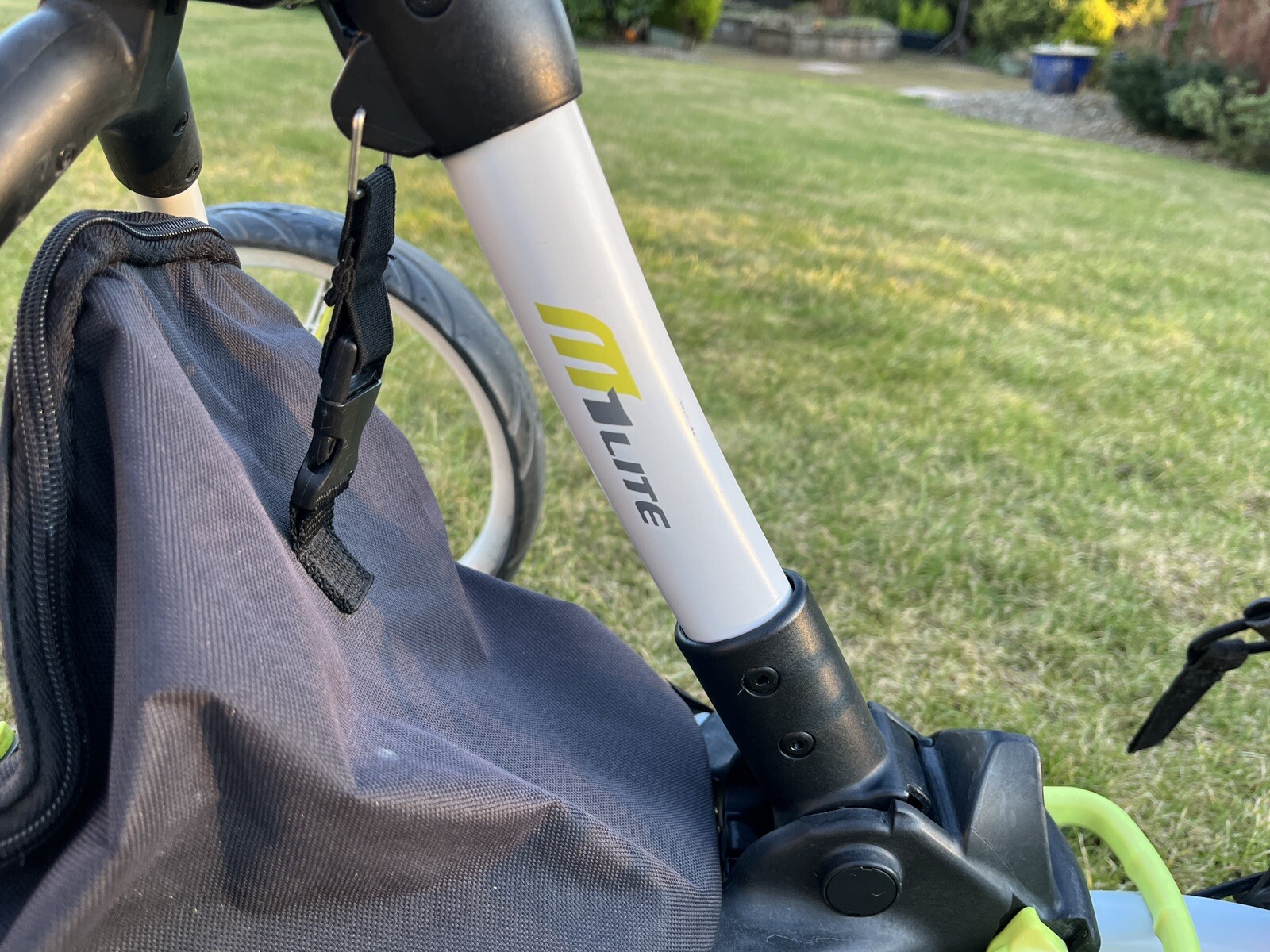 Motocaddy M1 Lite Compact 3 Wheel Push Golf Trolley Black FREE