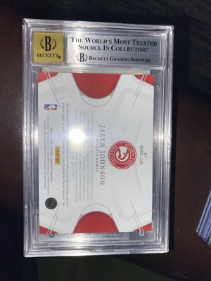 2021-22 Panini National Treasures - Rookie Materials Autographs 