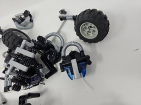 Lego Spybotics 3806 3808 3809 Assorted Pieces