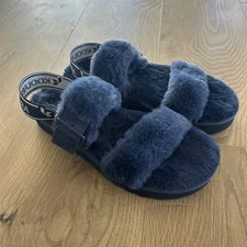 koolaburra by ugg slippers / Sandals Blue Sz 8