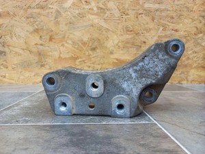 VW PASSAT B6 3C2 Getriebehalter 1K0199117 2.00 Diesel 120kw 2009 31475886