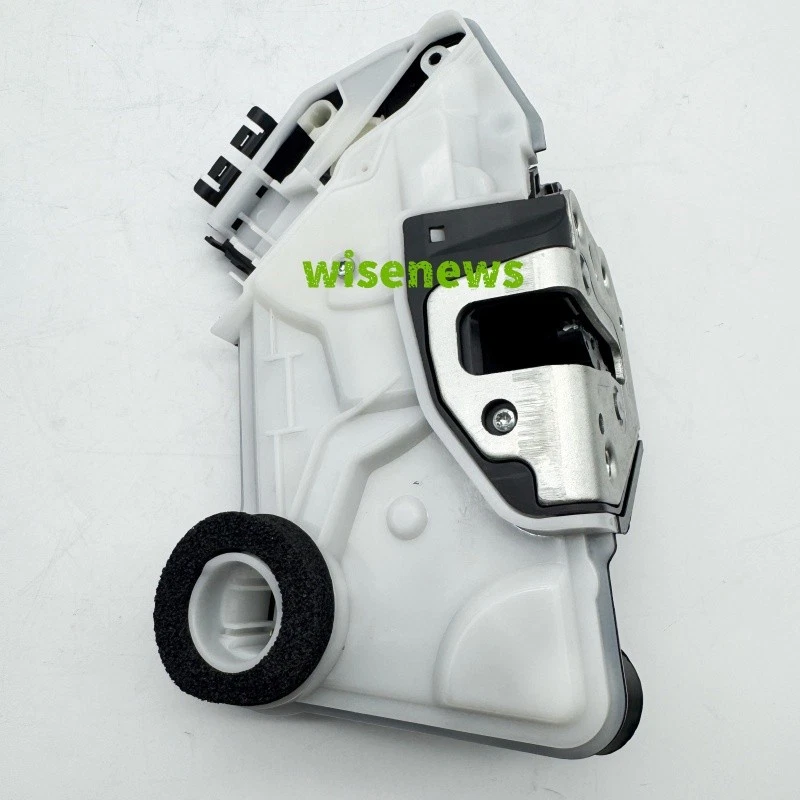 For 2014-2019 Toyota For Corolla 69040-02440 Front Left Door Lock Latch Actuator - Imagem 4 de 4