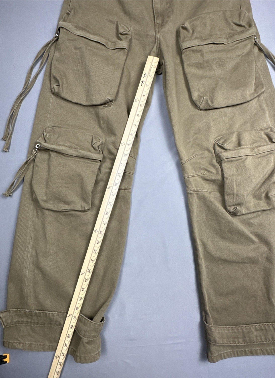 Zara Men’s Relaxed Cargo Pants Size 31 Khaki Olive Pockets Wide Legs Baggy NWT image 2