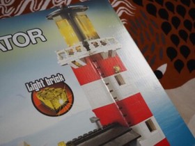 LEGO 5770 Creator Lighthouse Island 2011 and 5771 Hillside House 2011 Creator