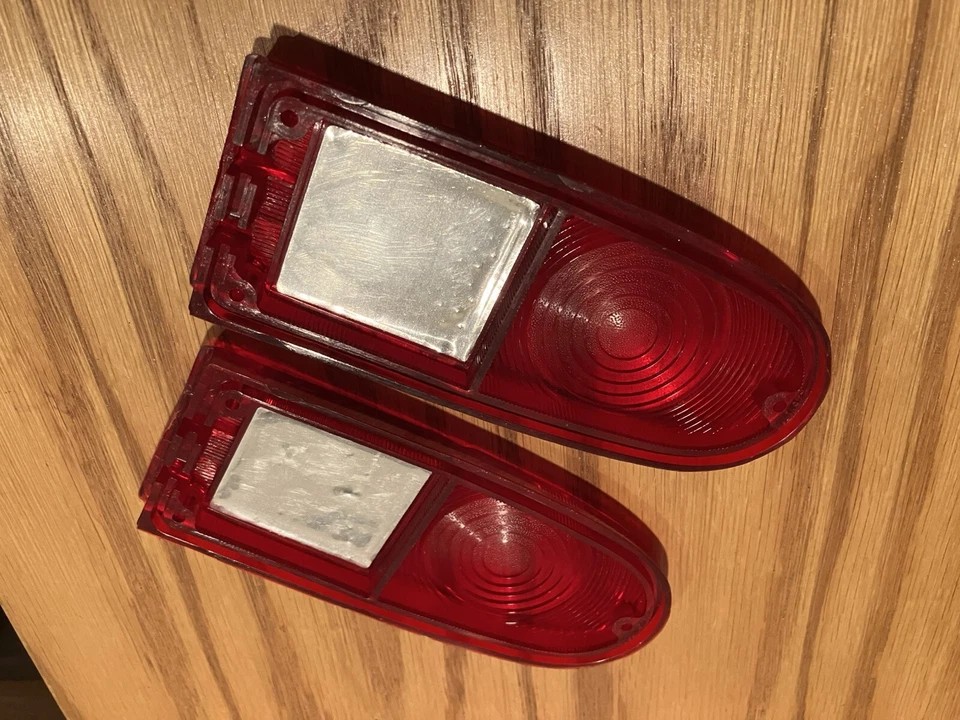 Одна пара линз заднего фонаря Lucas L572 Sunbeam Rapier & Hillman Minx, новые из старых запасов - Изображение 4 из 4