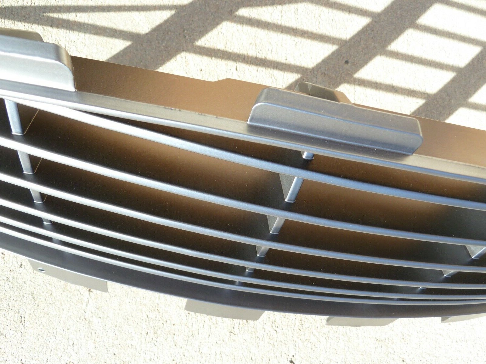 NEW 2001-2007 Aston Martin Vanquish Lagonda Factory OEM Grille Coper Gray Color 
