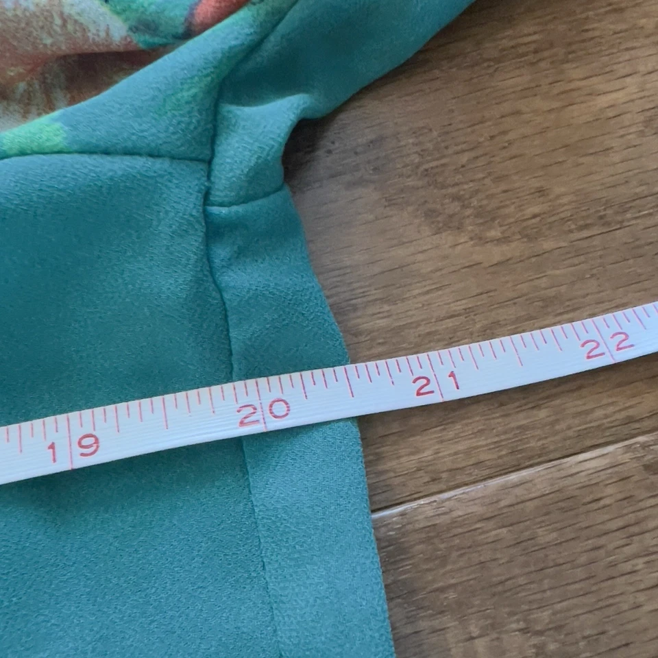 Top túnica Soft Surroundings talla M tropical transparente leopardo verde azulado floral Foto 4 de 4