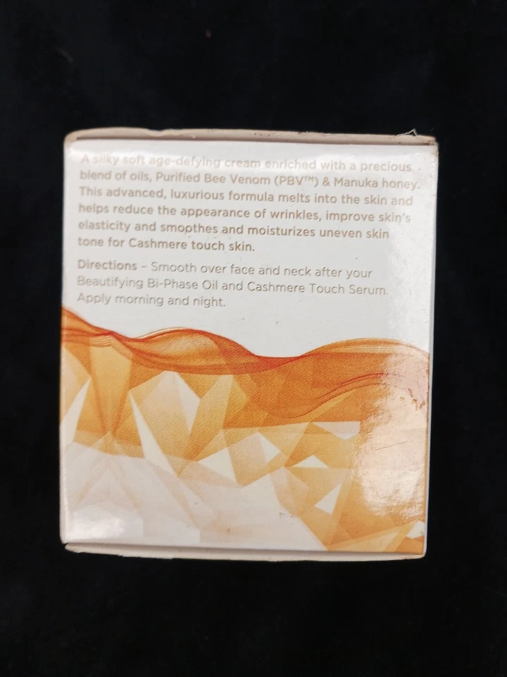 Manuka Doctor Drops of Crystal Cashmere Touch Cream 1.35 fl oz - Image 4 of 4