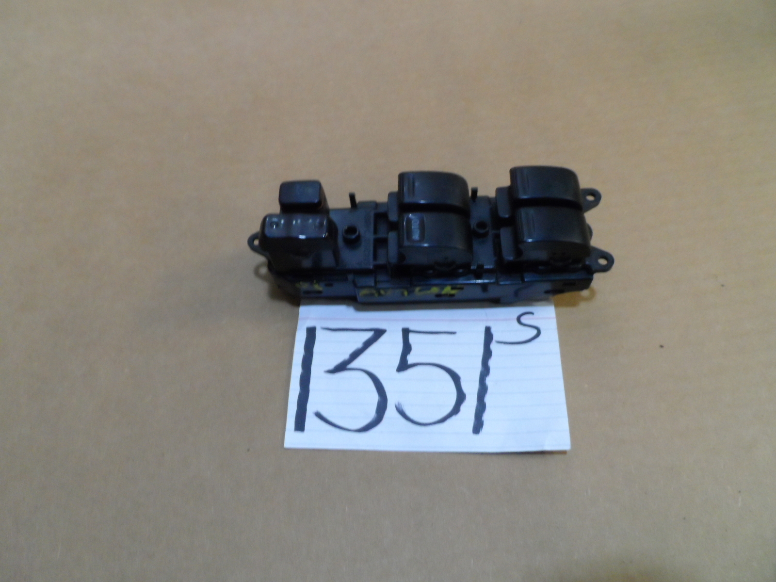 01 - 04 TOYOTA AVALON Master Window Switch Control Power DRIVER #1351-S