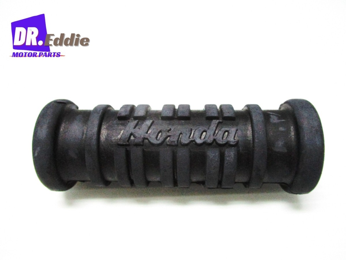 Pair Of Honda Rubber Foot Pegs – Fits C95, C92, CA92, CA95, CS92, CS95, CA160 – AM Supercube (AM/1188)