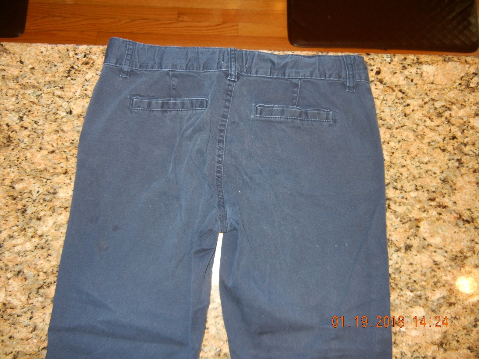 Picture 3 of 4