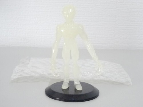 Majestic Collection Roswell Type Alien Limited Glow Figure Akutagawa UFO Monster