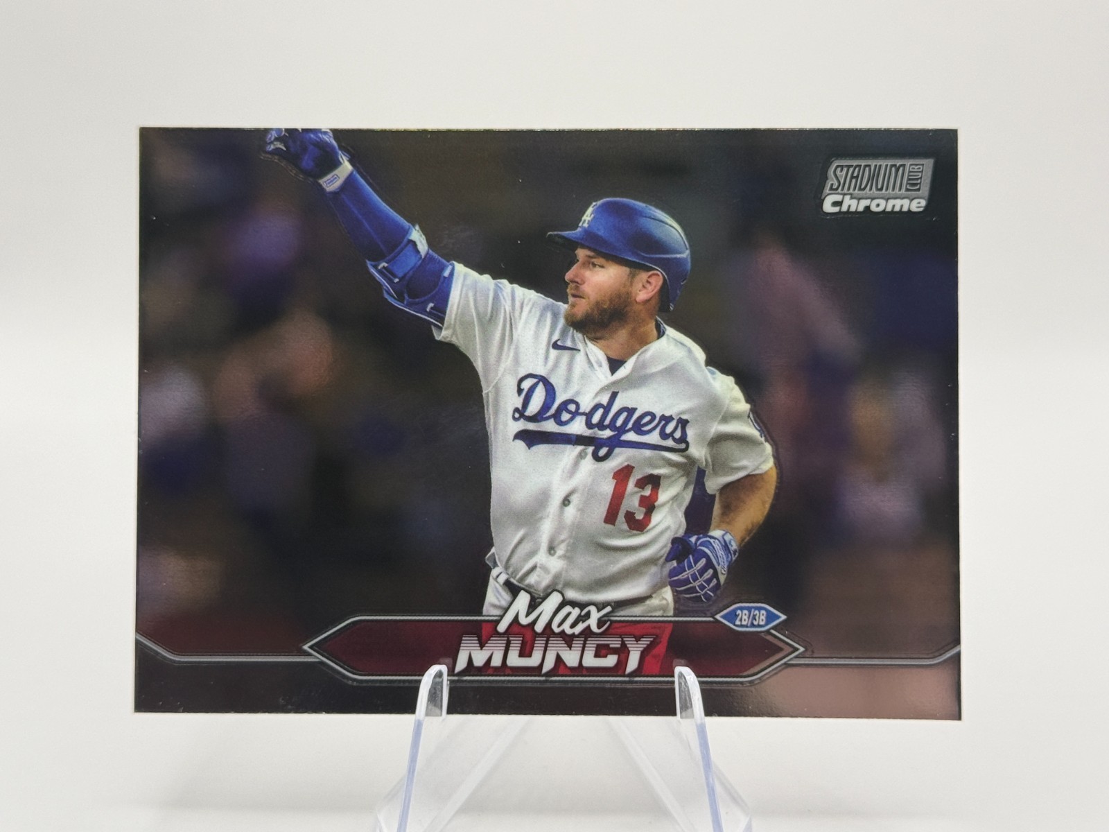 Max Muncy 2024 Topps Stadium Club Chrome #125 Los Angeles Dodgers Trading Card 
