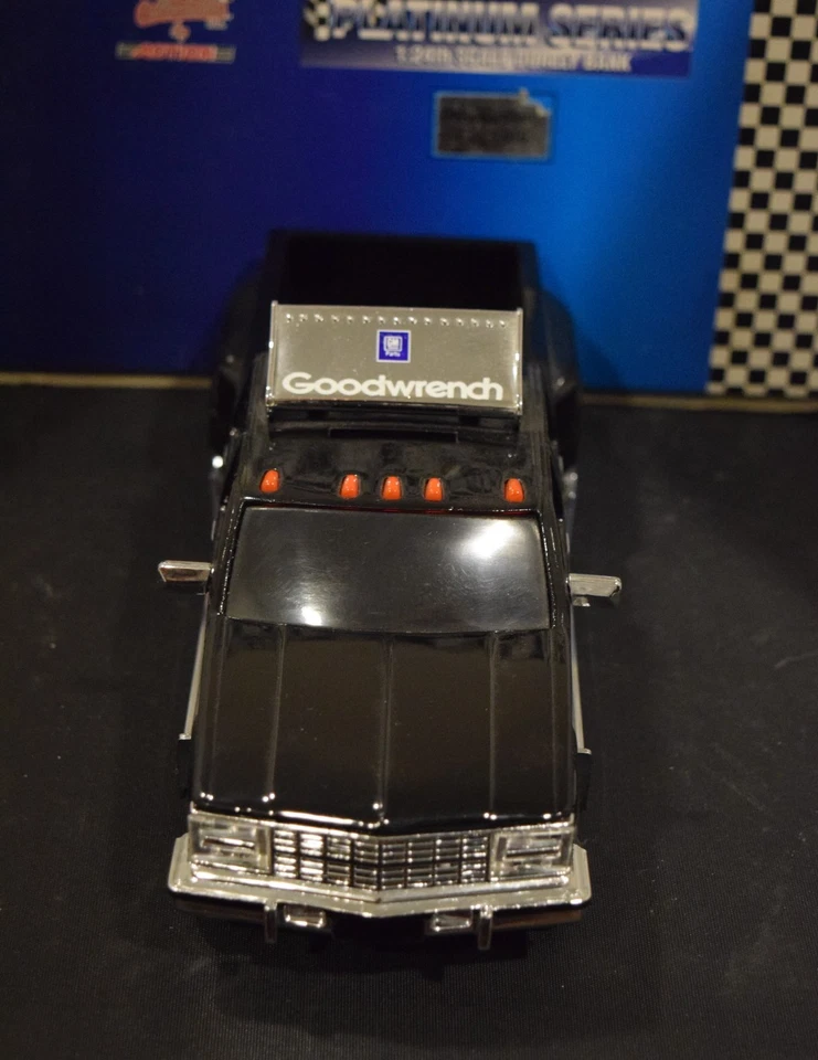 1995 Action Racing Platinum Series #3 Dale Earnhardt Goodwrench Dually Bank 1:24 - Image 4 of 4