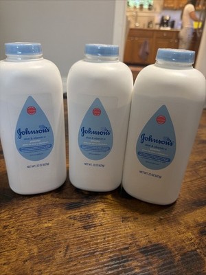 3 Pack Johnson's Baby Powder, Soothing Aloe & Vitamin E, 22 Oz, 623 g