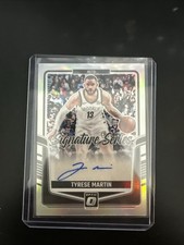 2024-25 Donruss Optic Prizm Signature Series Tyrese Martin Auto