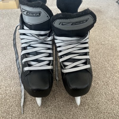 Nike Bauer Supreme 11 Eishockey Schlittschuh Größe UK 1 grau/schwarz Fasteel