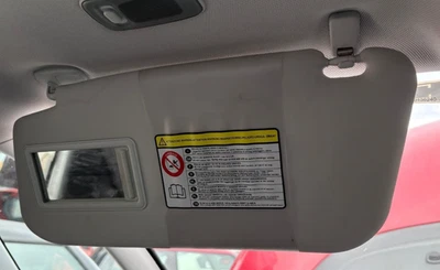 Fiat 500L 2008-2016 - n/s-passenger sun visor - breaking 458 - Image 1 of 4