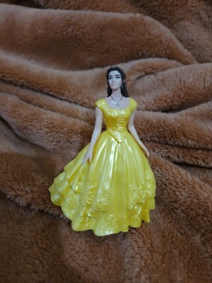 NEW 5  Hasbro Emma Watson Disney Beauty & The Beast Belle Figure 