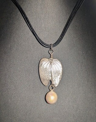 South Sea Pearl, Fine Silver 99.9% Leaf Japanese Orchid Pendant Necklace 16''