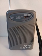 Vintage RadioShack Am/Fm Funmate Pocket Size Radio Cat No. 12-735