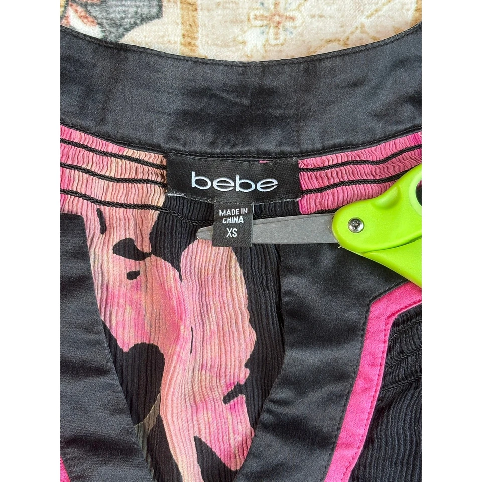 Top floral vintage Bebe 100 % seda rosa y negro orquídea negro fecha noche pequeño Foto 3 de 4