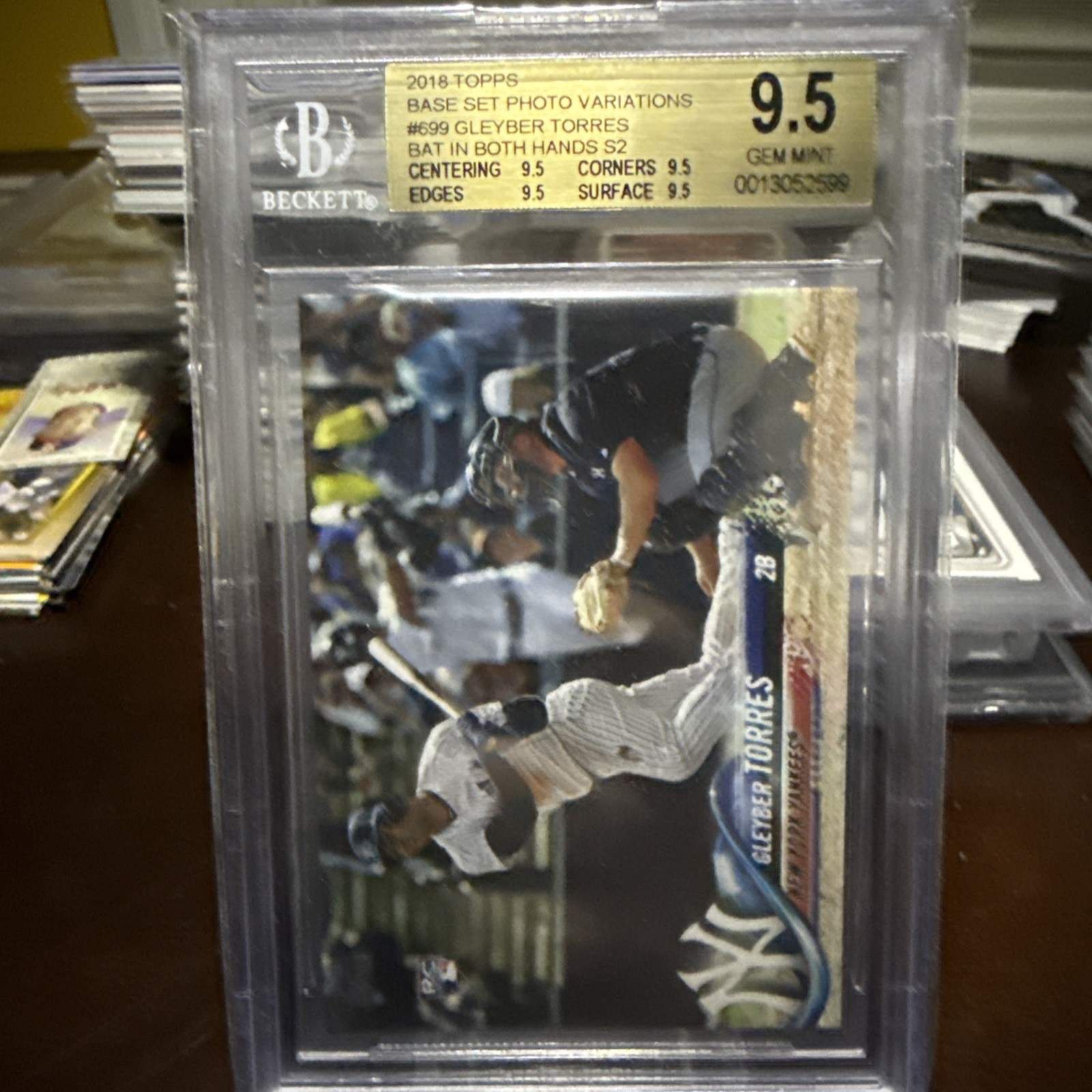 2018 Topps - Late Rookie Variation Gleyber Torres #699 Bat Visible (RC) BGS 9.5