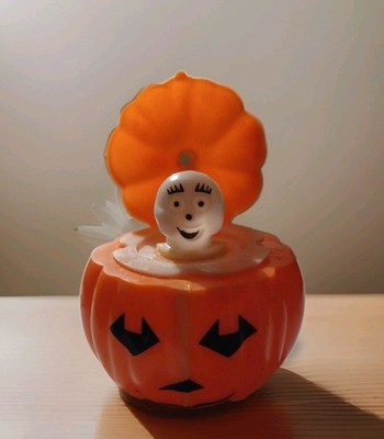 Vintage Fun World Halloween Jack-O-Lantern Pumpkin Pop Up Ghost Plastic Toy