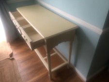 Laura Ashley Ivory Clifton 3 Drawer Console Table "IMMACULATE"