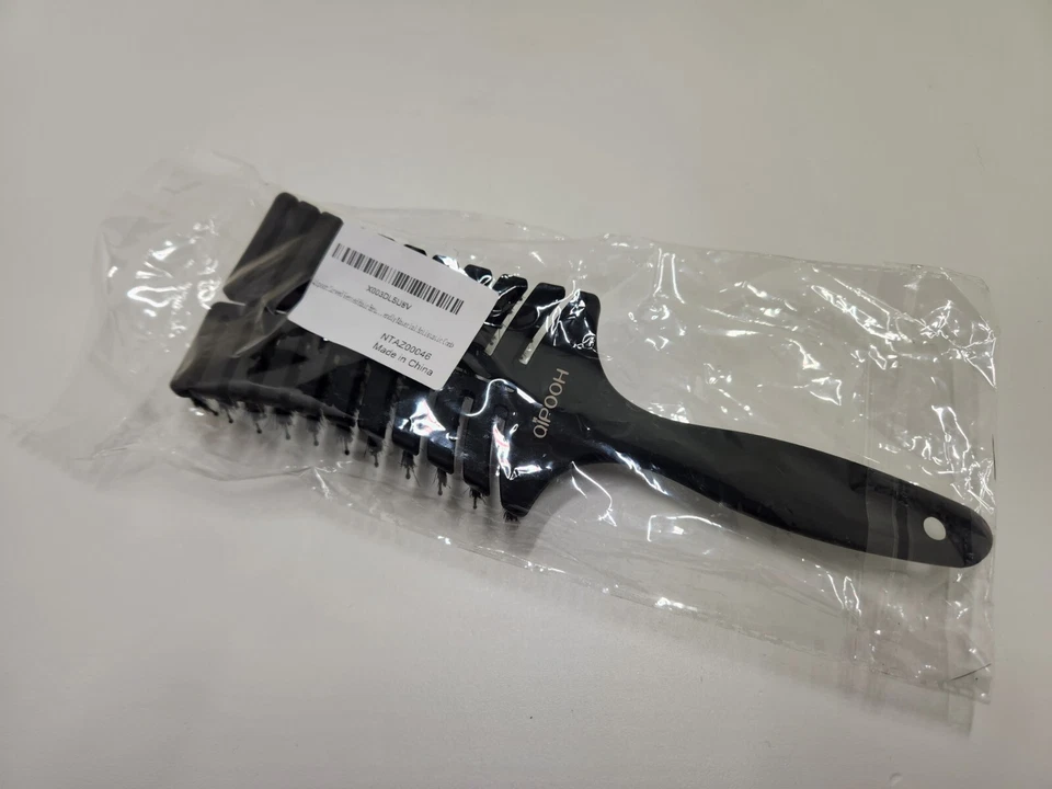 Qipooh Curved Vented Hair Brush for Women, Men, Kids, Paddle Detangling Brush - Image 2 of 4