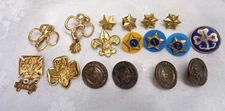 Mixed Lot/17 pcs BOBCAT CUB SCOUTS / BSA BOY SCOUTS / GSA GIRL SCOUTS Pins