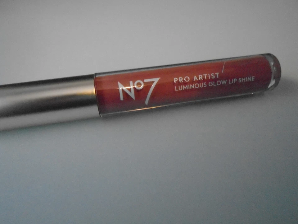 BOOTS NO. 7 Boots No 7 Pro Artist Luminous Glow Lip Shine 3.3ml - Rose Couture