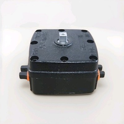 Parker PL 25 Inline Valve 4-Way 3-Pos 150Psi 1/4'' Disc Lever Valve Ships Now