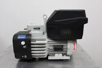 Pompe à vide Leybold Sogevac SV65BIFC au design compact, 0,081 mba (7001056) - Photo 1/4
