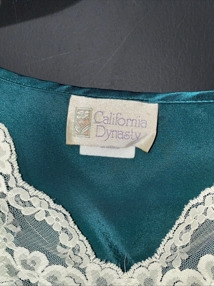 VTG 90s California Dynasty Emerald Green Satin Laced V-Neck Chemise Large USA - Image 3 of 4