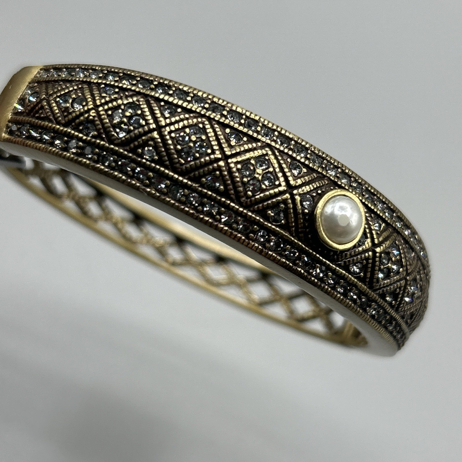 HEIDI DAUS Hinged Stackable Tapered Bracelet w Rh… - image 2