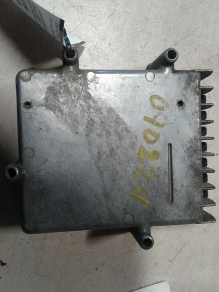 Chasis ECM Transmisión Diestro Compartimiento Motor Se Adapta a 98 CARAVANA 169363 Foto 4 de 4