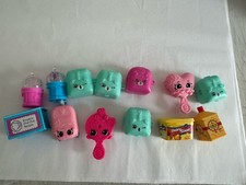 Lot Of Shopkins Doll Accessories Plastic Backpack Cooler Chef Club Brush Etc 13