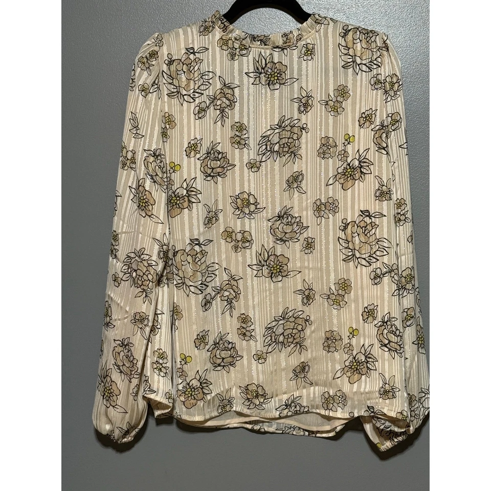 Hermosa Blusa Ann Taylor Factory XL Floral Beige Dorado Volantes Poliéster NUEVA SIN ETIQUETAS Foto 2 de 4