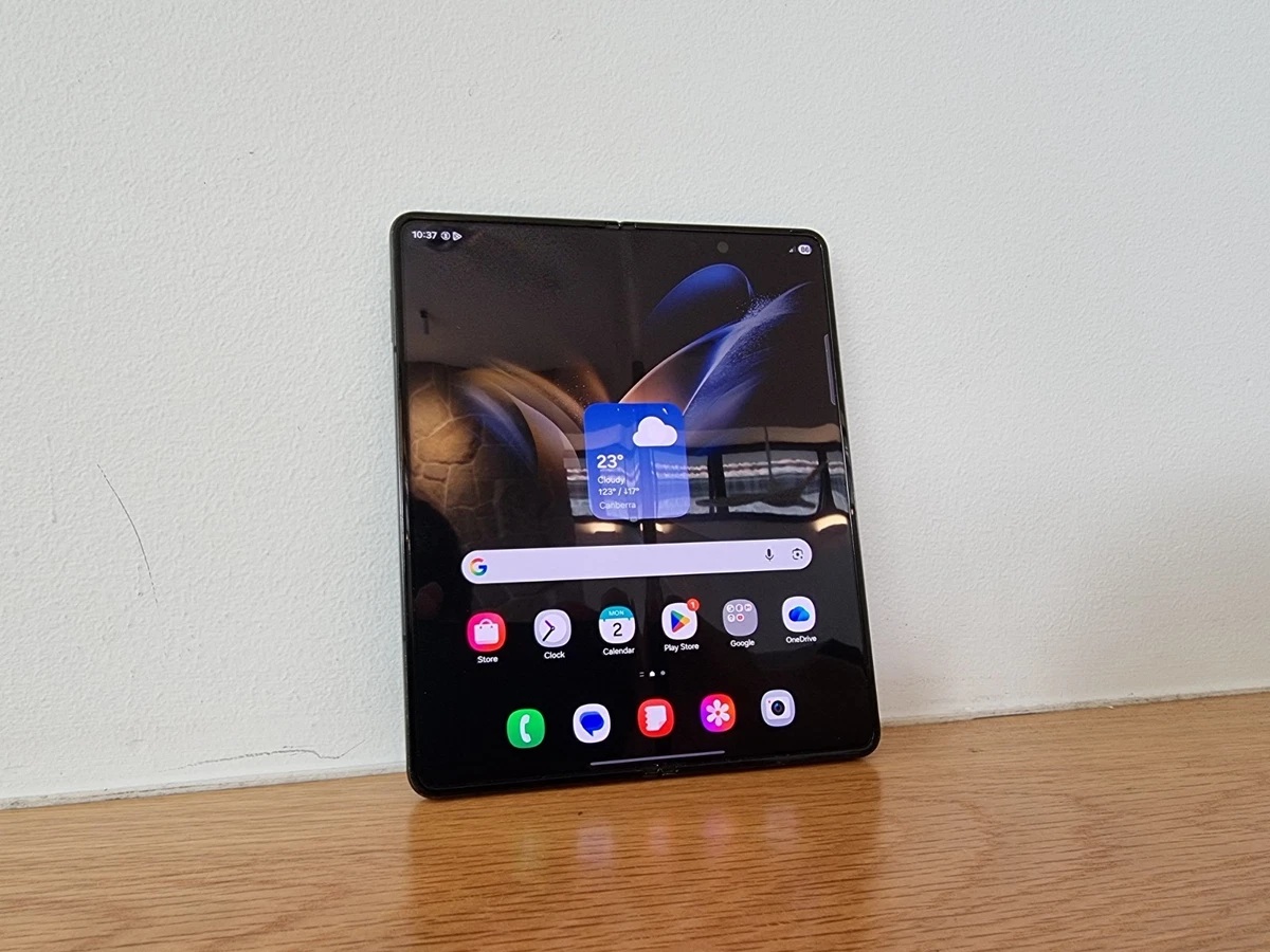 Samsung Galaxy Z Fold4 Unlocked for Sale - Shop New & Used Cell