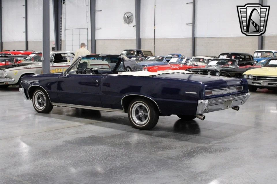 Pontiac Le Mans 1964 convertible Foto 4 de 4