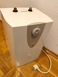 Siemens Warmwasserspeicher 5 L 1 8 kW 220 240 V elektr. Anschlüsse oben