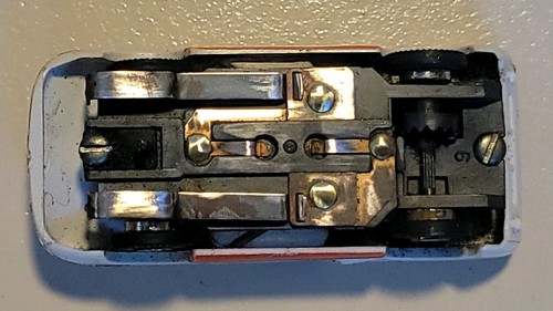 Aurora T-jet Wild Ones Ford Gulf #5 HO Slot Car Chiusura Rivetto Telaio Testato Funzionante - Foto 6 di 6