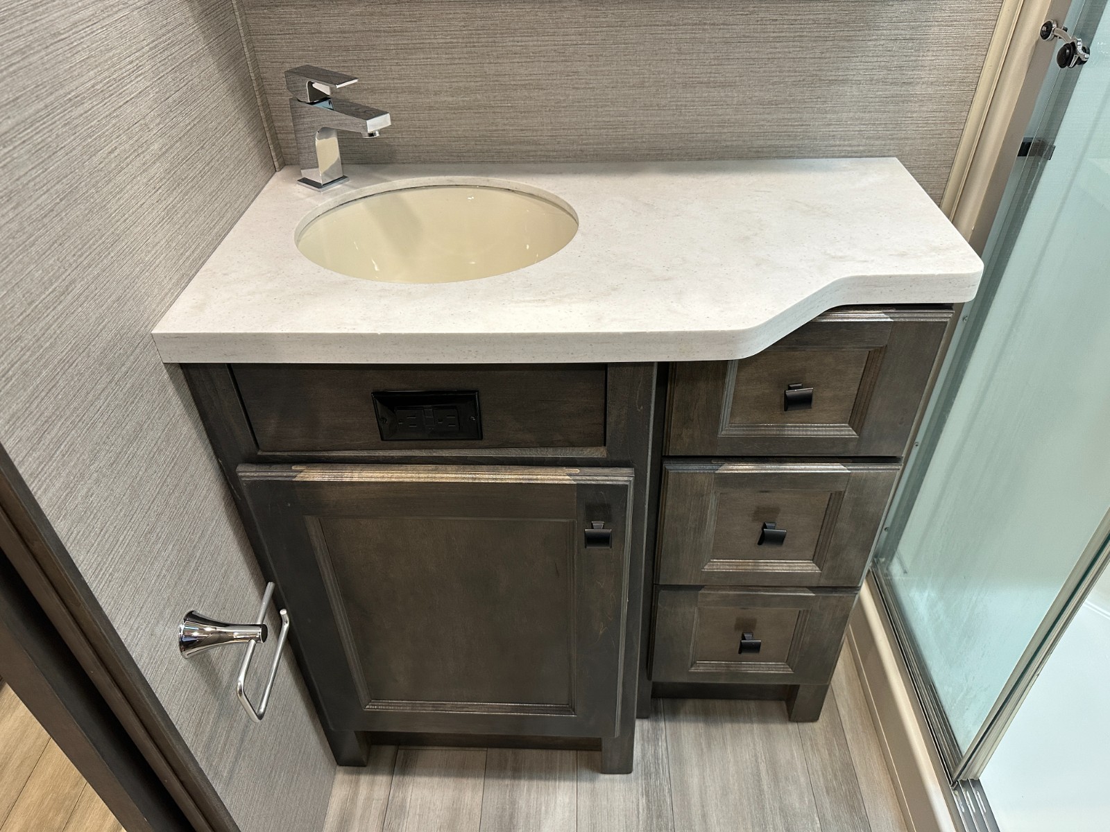 2022 VANLEIGH BEACON 32RLB LUXURY FIFTH WHEEL TRAILER "TIFFIN"